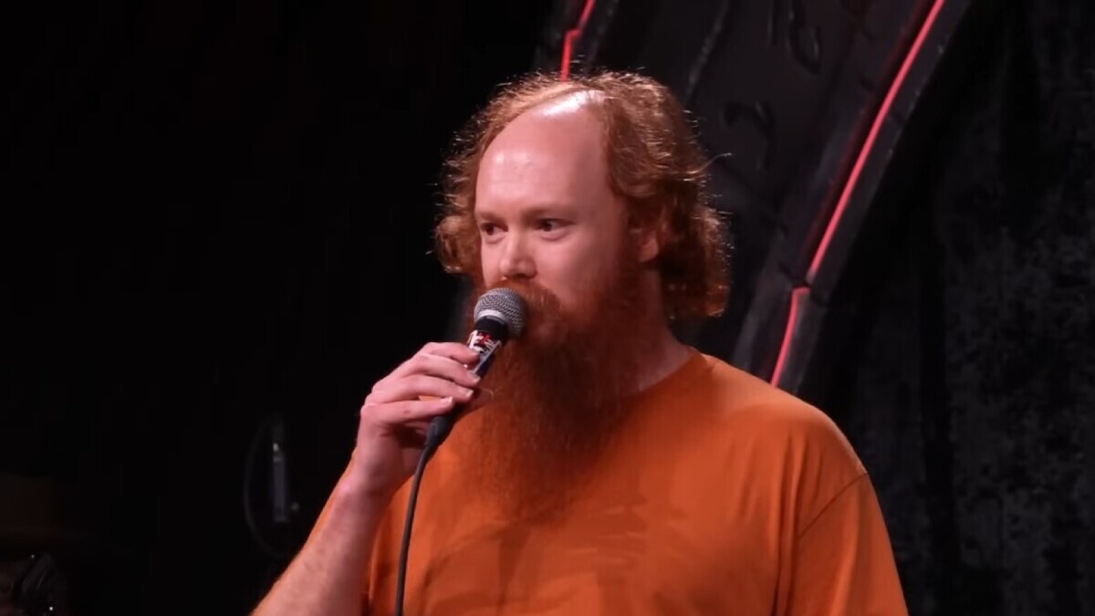 ‘Kill Tony’ Star William Montgomery Bombs, Screams At Audience In Viral Meltdown