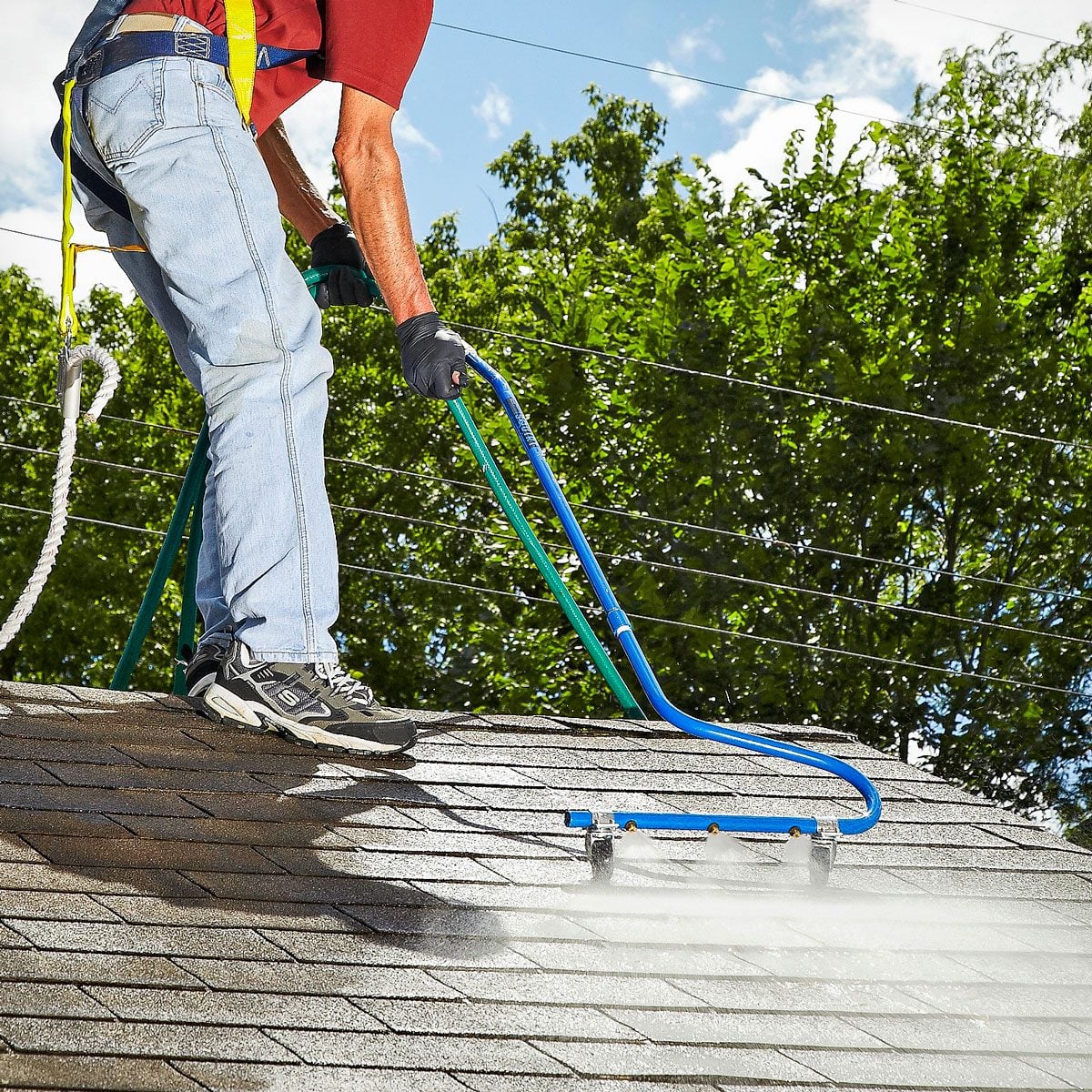How to Clean Roof Stains (DIY)