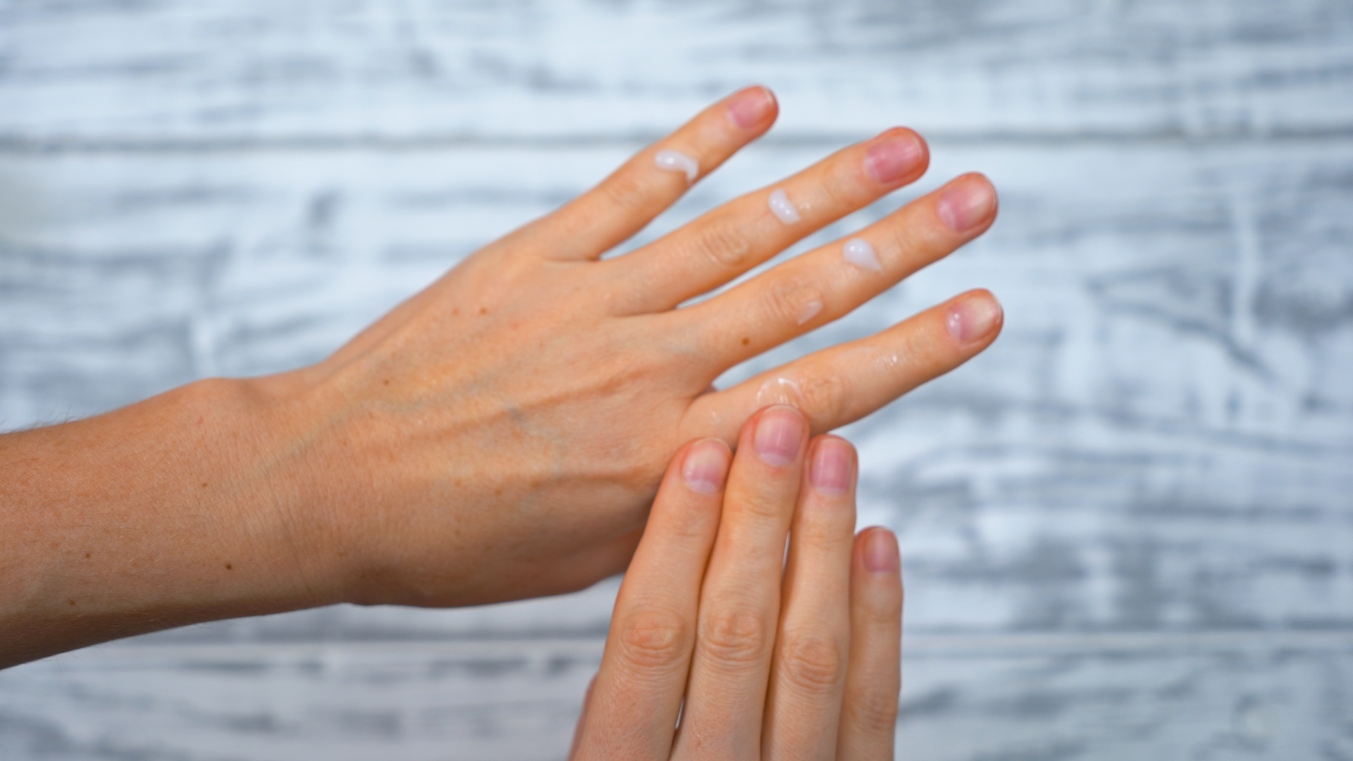 How to Remove Acrylic Nails: 3 Easiest Methods
