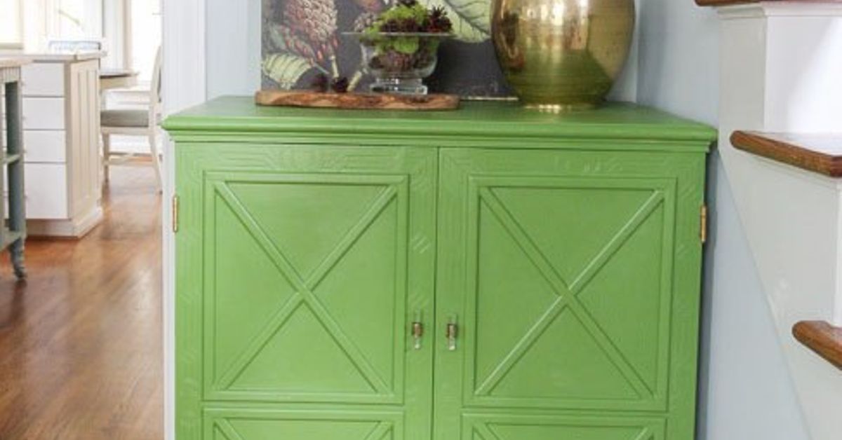 A Geometric Transformation. Simplified Cabinet.