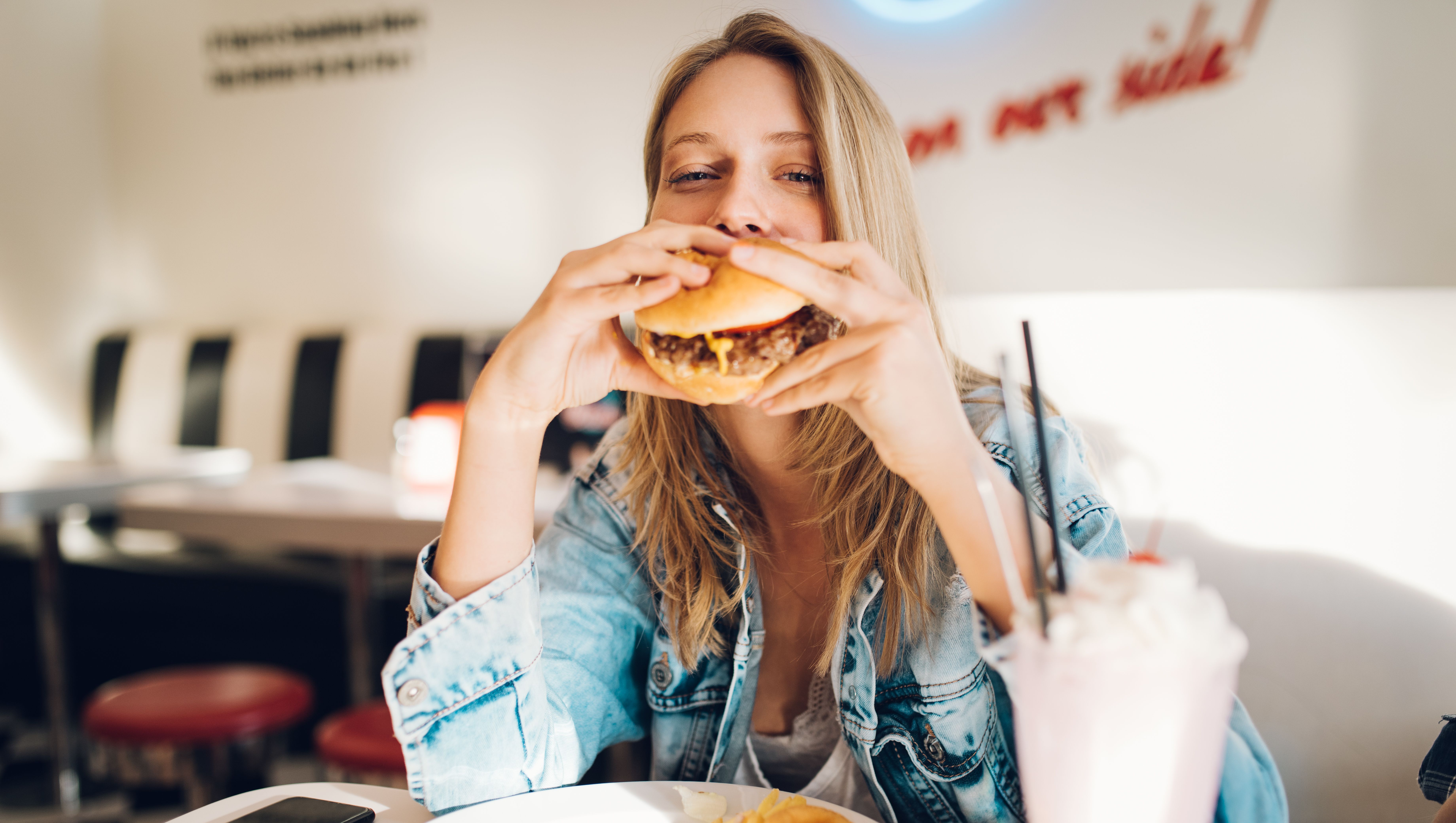 5 Foods That Cause Unpleasant Body Odor