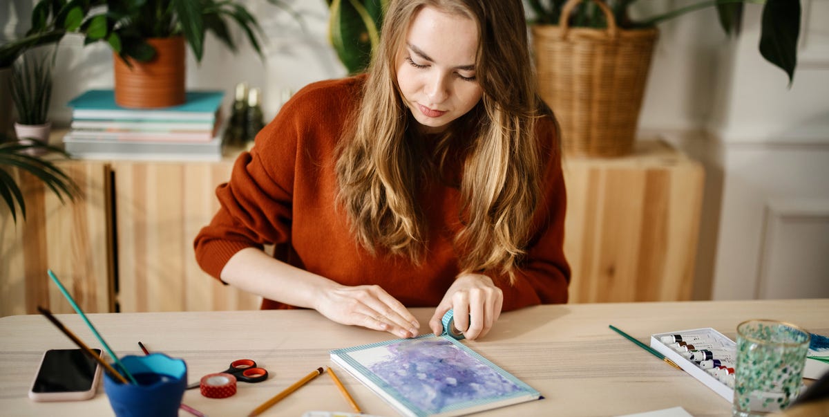 9 Hobbies That Will Spark Your Creativity Again