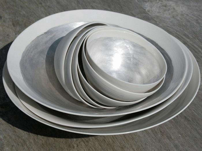 Shell-Like Tableware from Heel Wit