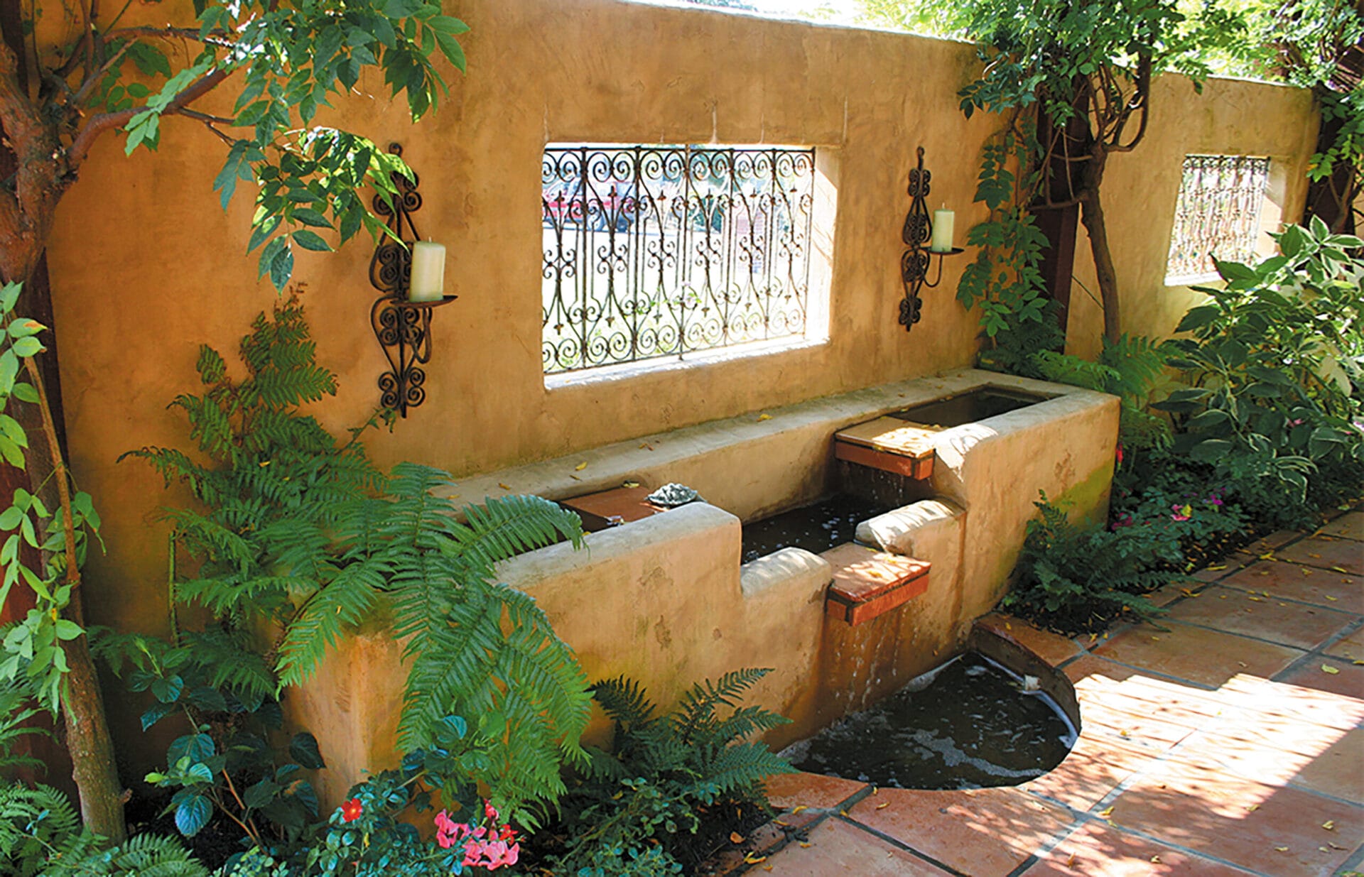 10 Backyard Privacy Ideas to Block Your Neighbors View