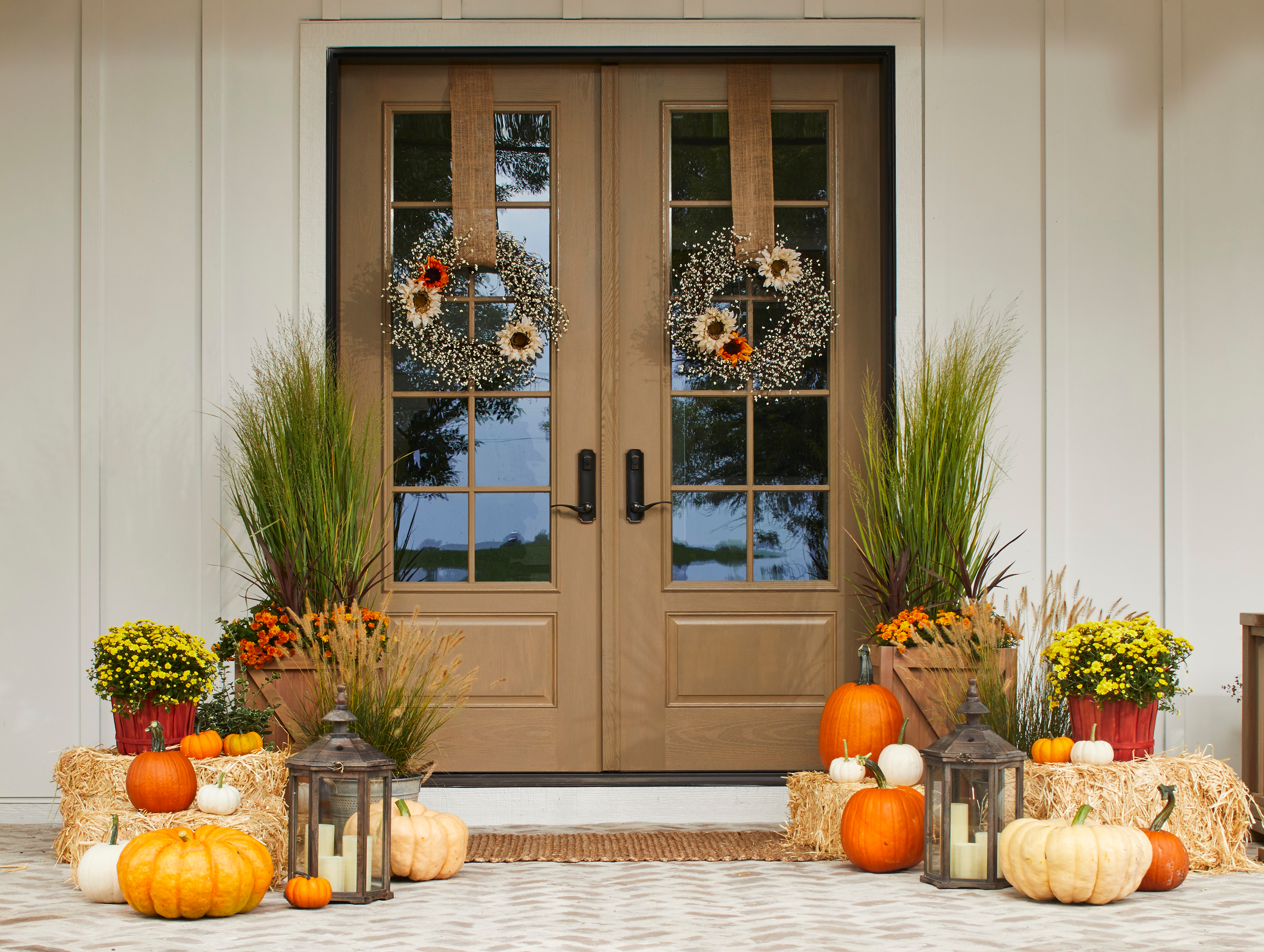 40 Fall Porch Ideas to Make Yours the Coziest Spot on the Block