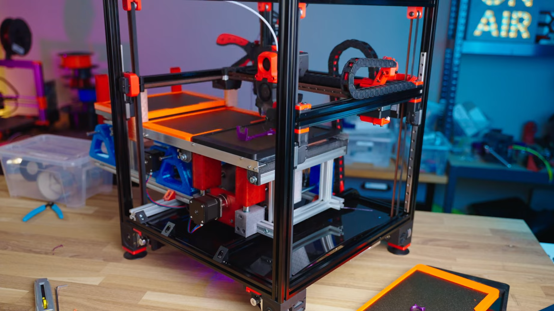 3D Printer Automated Bed Swapping System Loads From A Magazine