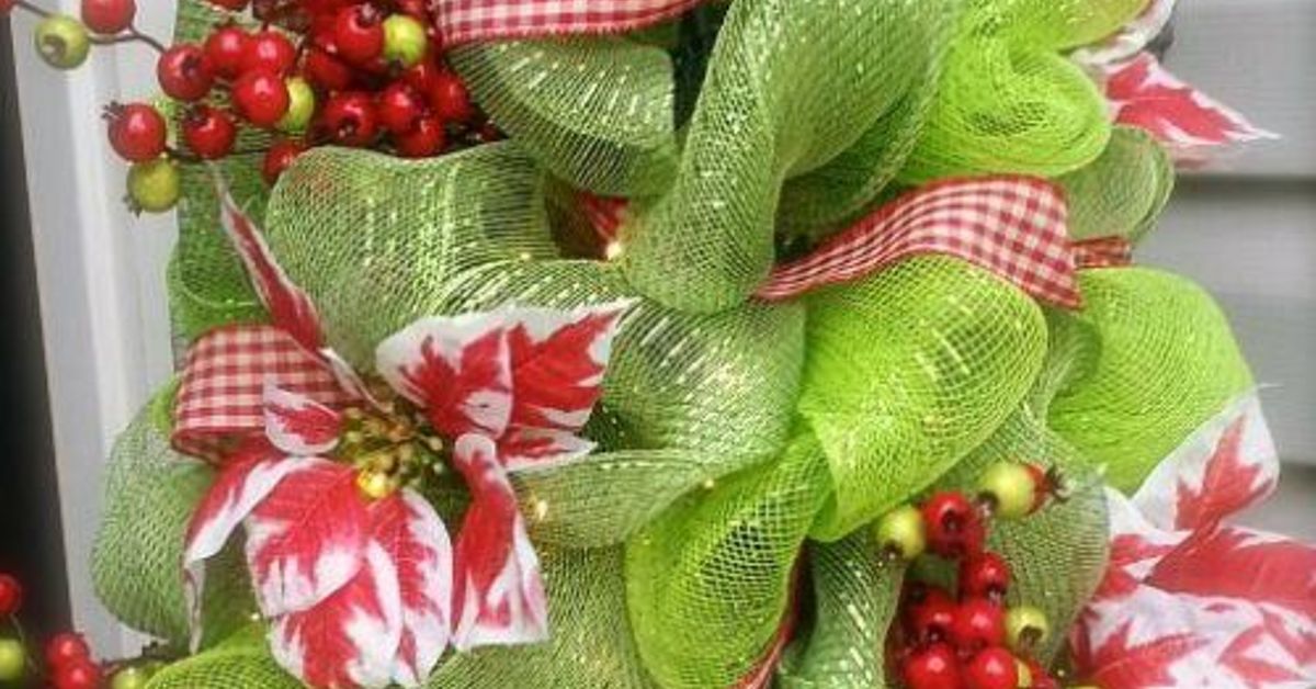 Decco Mesh Christmas Tree