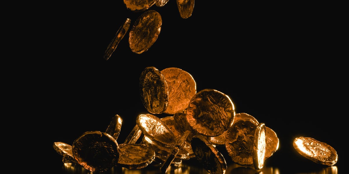 A Metal Detectorist Stumbled Upon a Hoard of Nearly 1,500 Roman Coins