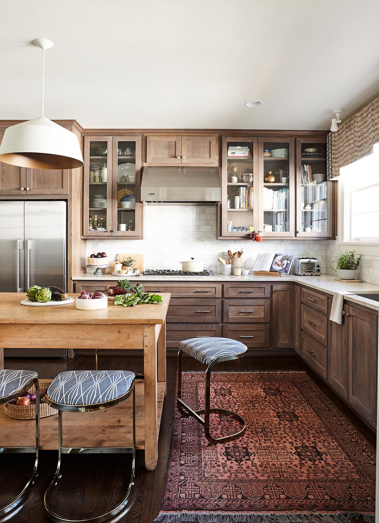 Find the Best Wood for Kitchen Cabinets Based on Your Style